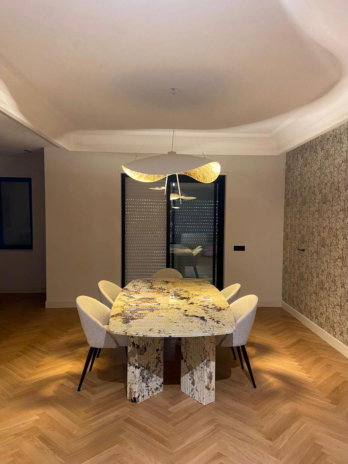 Tavolo da Pranzo “ROMA” Quarzite Patagonia