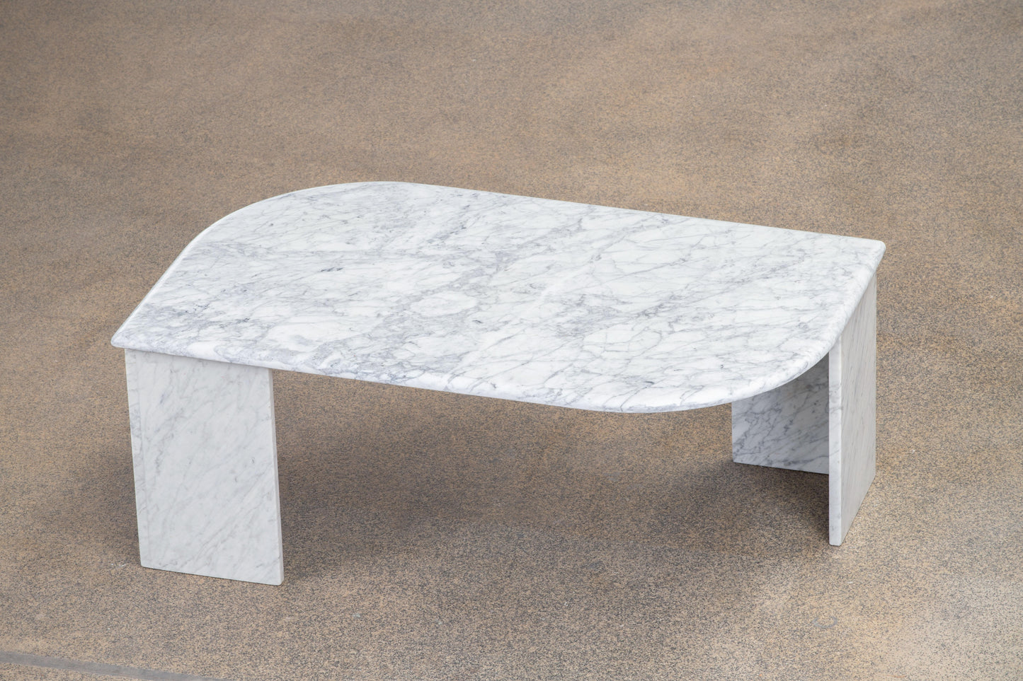 Tavolino salotto in verde alpi - MOD. ROUND CORNER