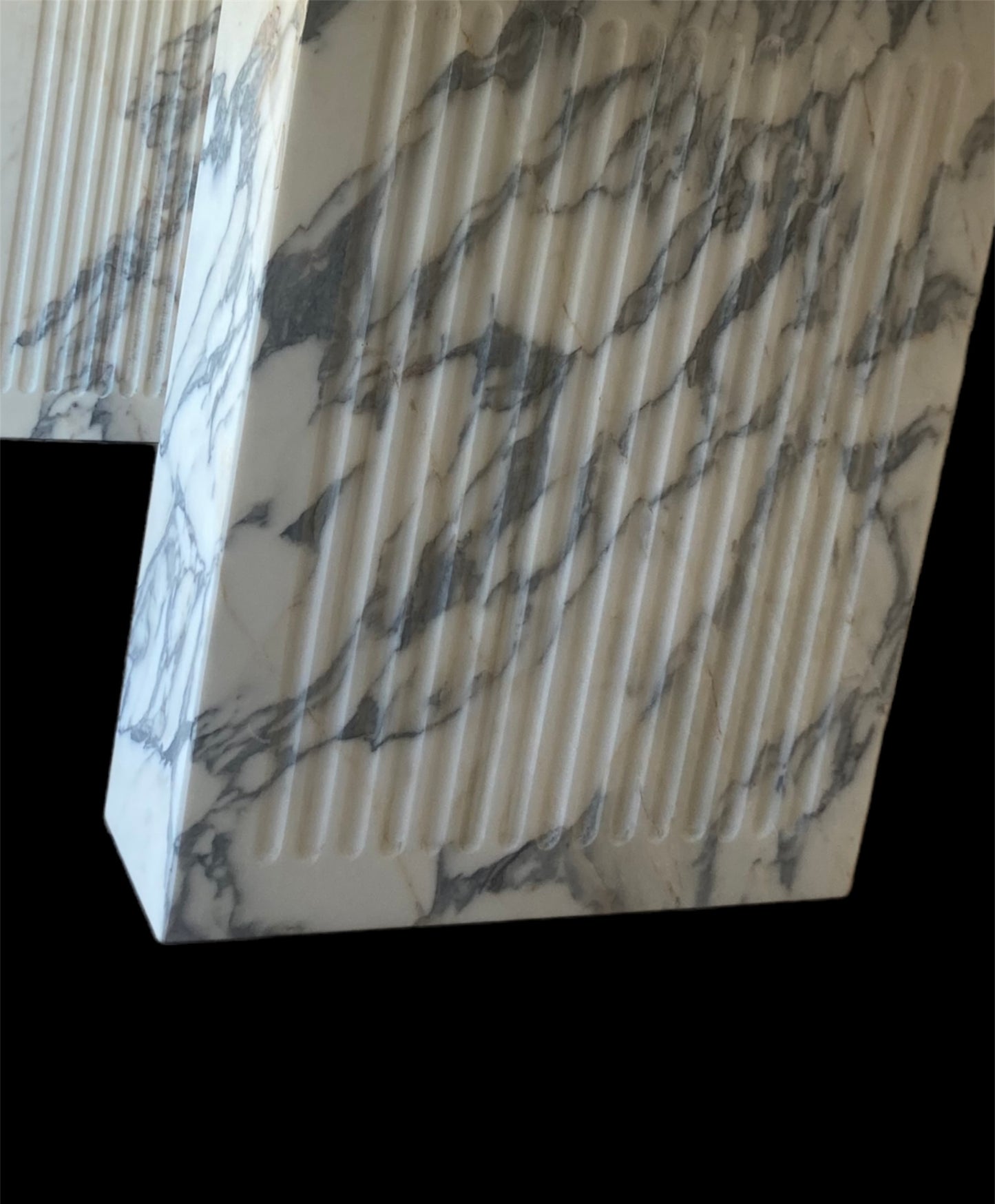 Table en marbre arabesque